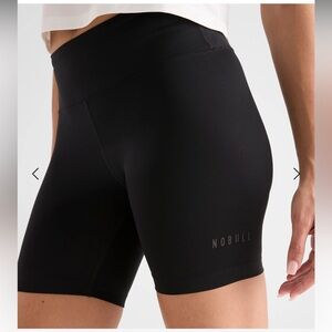 Women's High-Rise Sleek Short 6"